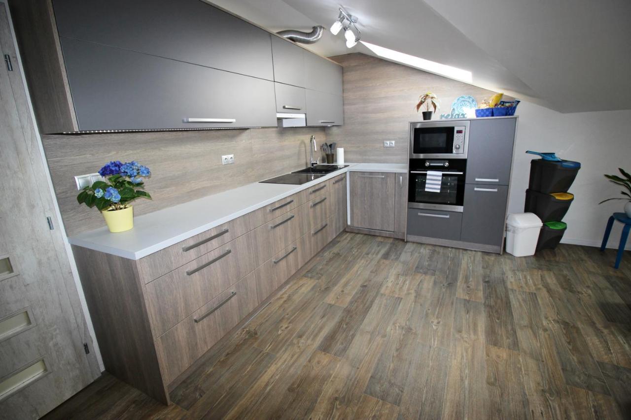 Shiny Star Apartmán Spišská Nová Ves Exterior foto